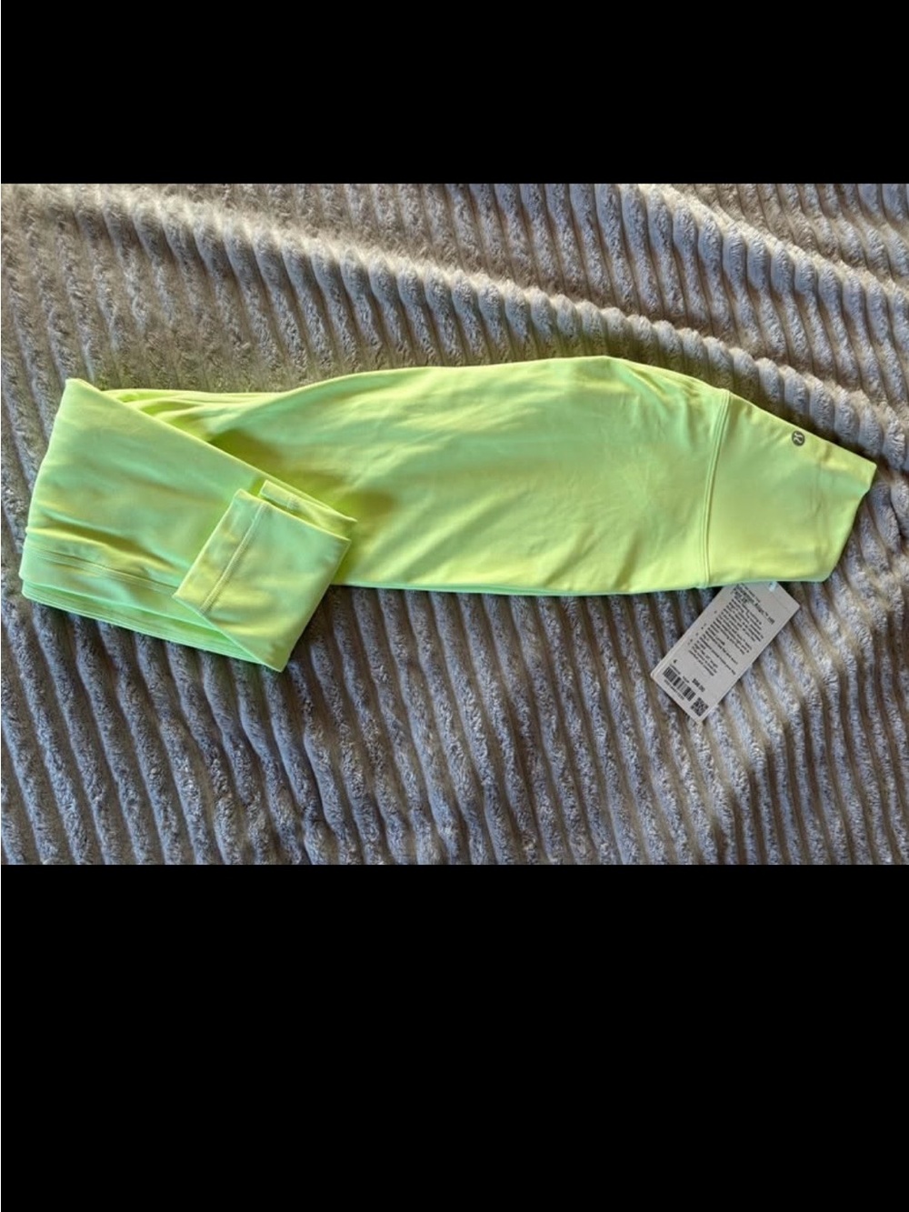 Women's Lululemon Neon Lime Leggings - Size 4